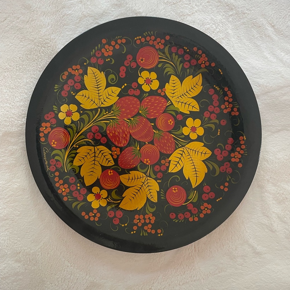Russian wooden decorative plate